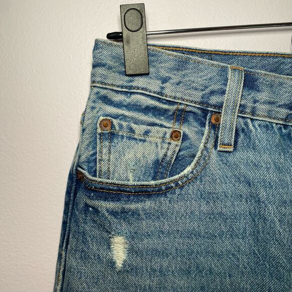 Levi's Premium 501 Light Wash Button Fly Distressed Jeans Women's size 25 - Picture 5 of 15